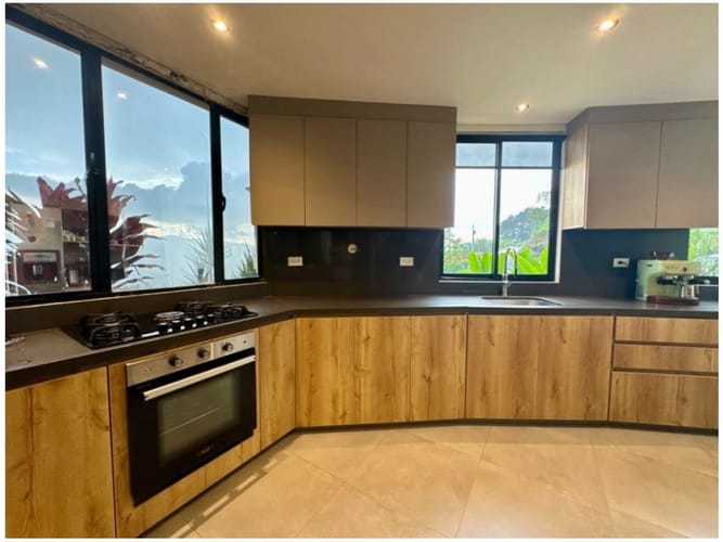 Casa en venta en Santa Catalina, Envigado · foto 5 de 24