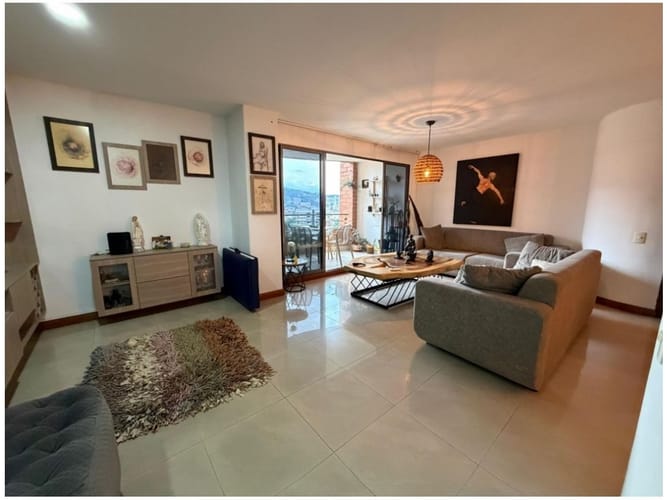 Apartamento en venta en La Frontera, Medellín · foto 14 de 24