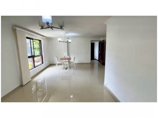 Apartamento de 3 alcobas en venta en Urbanizacion Bosques De La Capellania, Medellín, 110 m² · foto 6 de 24