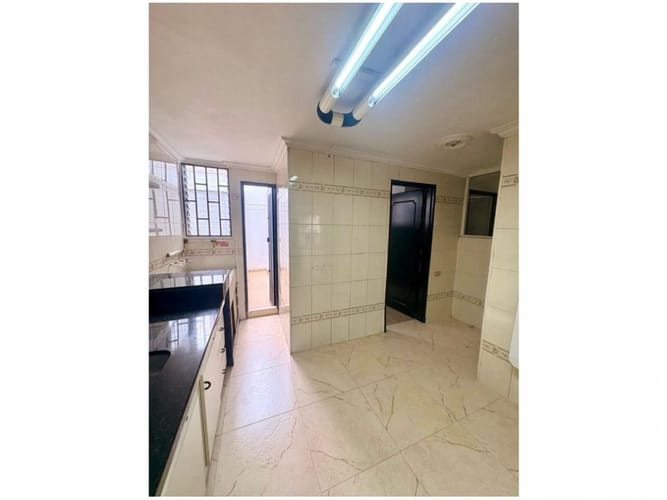 Apartamento de 3 alcobas en venta en Urbanizacion Bosques De La Capellania, Medellín, 110 m² · foto 13 de 24