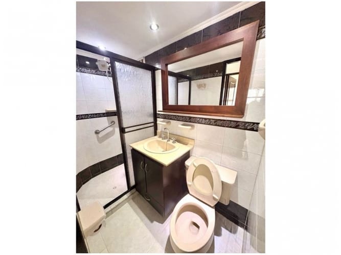 Apartamento de 3 alcobas en venta en Urbanizacion Bosques De La Capellania, Medellín, 110 m² · foto 18 de 24
