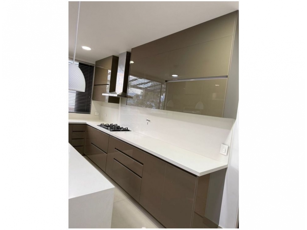 Apartamento en venta en Los Balsos, Medellín · foto 9 de 24