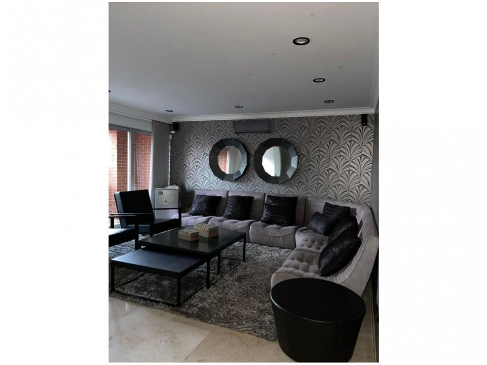 Apartamento en venta en Laureles, Medellín · foto 8 de 24