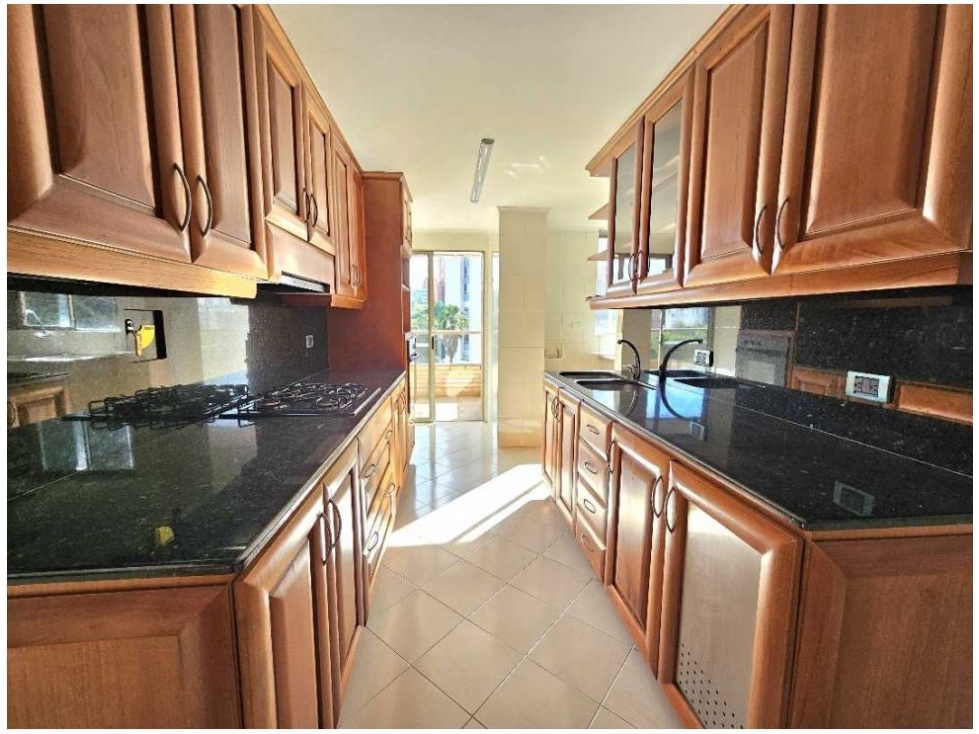 Apartamento en venta en Los Balsos, Medellín · foto 6 de 13