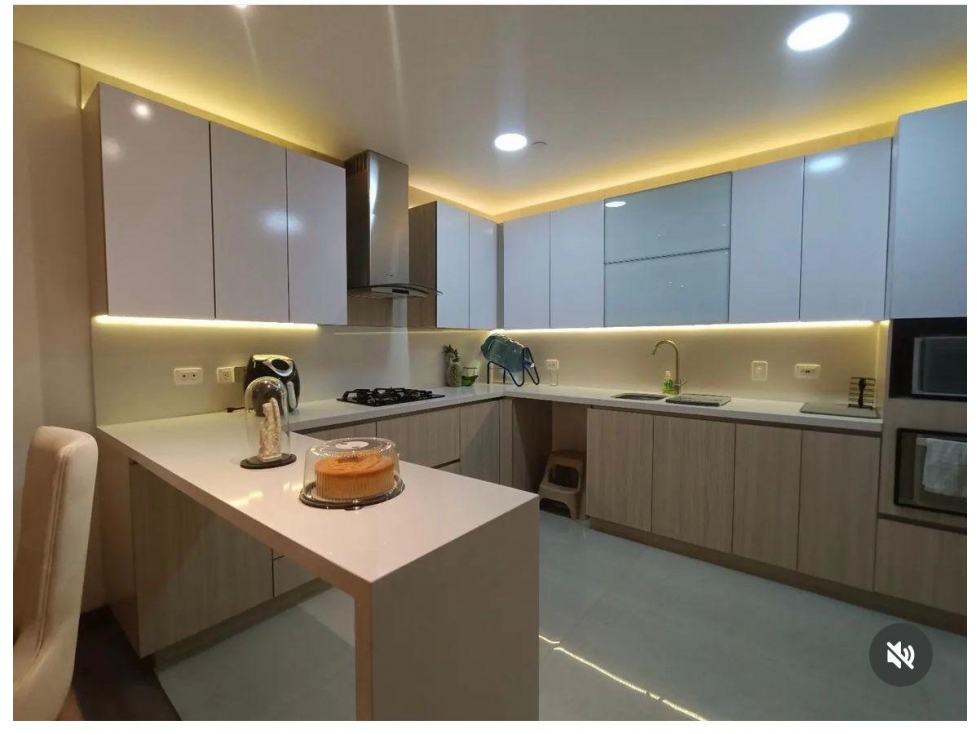 Apartamento en venta en Loma Benedictinos, Envigado · foto 2 de 10