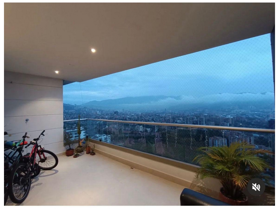 Apartamento en venta en Loma Benedictinos, Envigado · foto 3 de 10