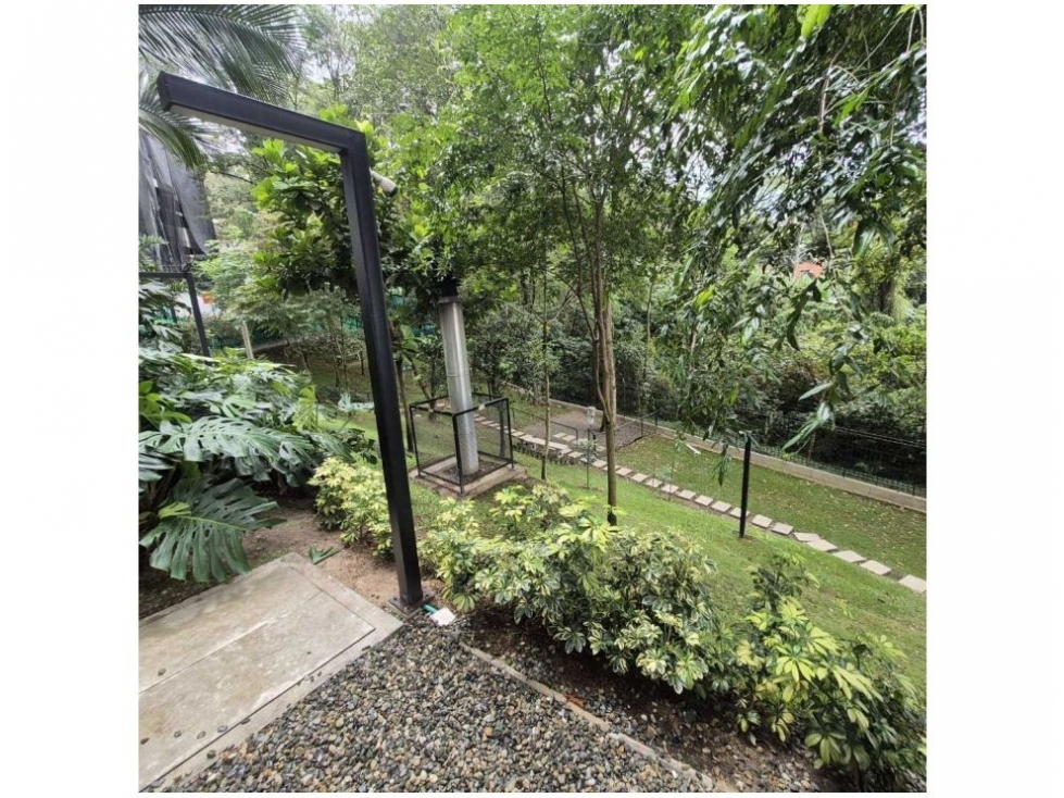Apartamento en venta en Altos Del Poblado, Medellín · foto 16 de 18