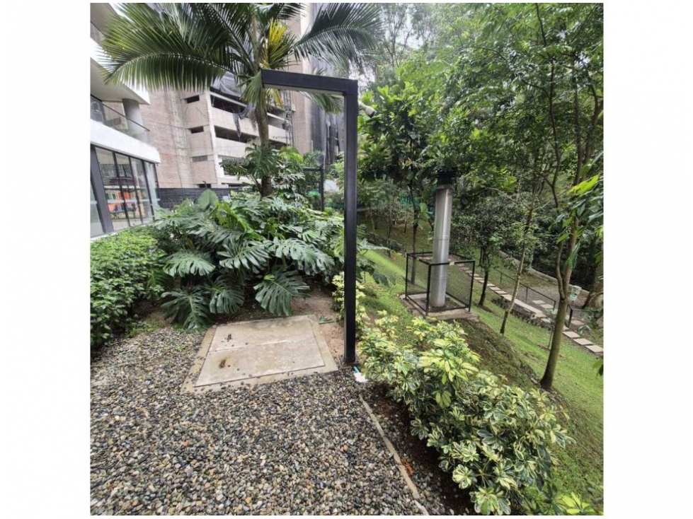 Apartamento en venta en Altos Del Poblado, Medellín · foto 17 de 18