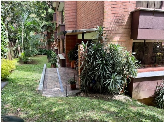 Apartamento de 4 alcobas en venta en El Poblado, Medellín, 280 m² · foto 6 de 24