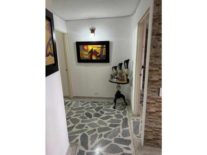 Apartamento en venta en La Almeria, Medellín · foto 5 de 23