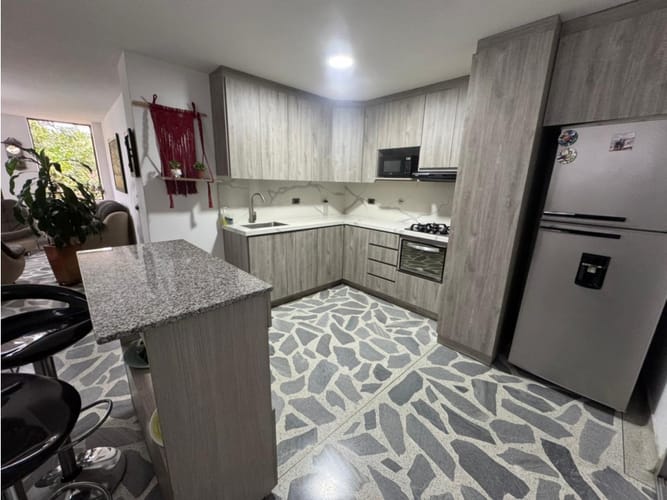 Apartamento en venta en La Almeria, Medellín · foto 13 de 23