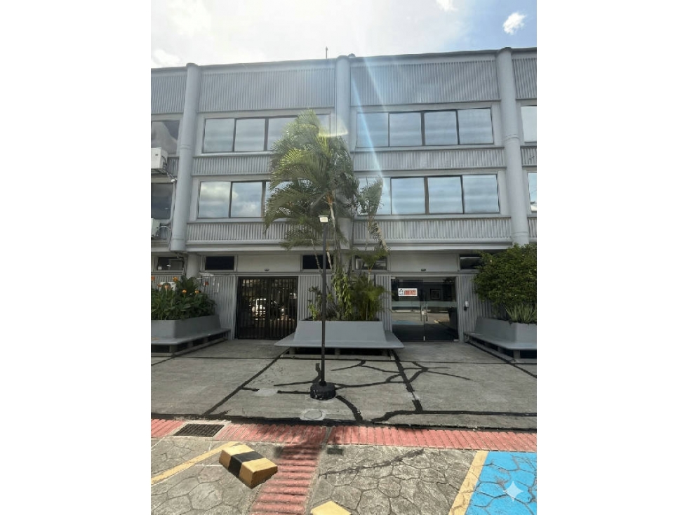 Warehouse in Camino Verde (598 m²) for Sale - 2