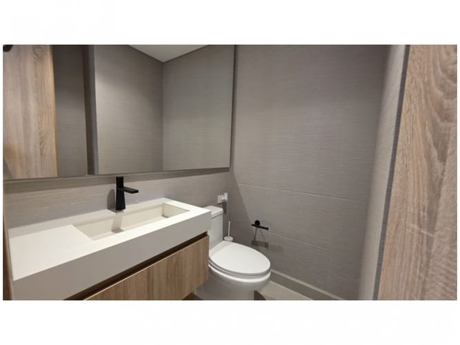 Apartamento en venta en Montessori, Envigado · foto 10 de 24