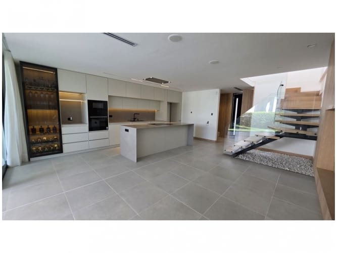 Apartamento en venta en Montessori, Envigado · foto 11 de 24