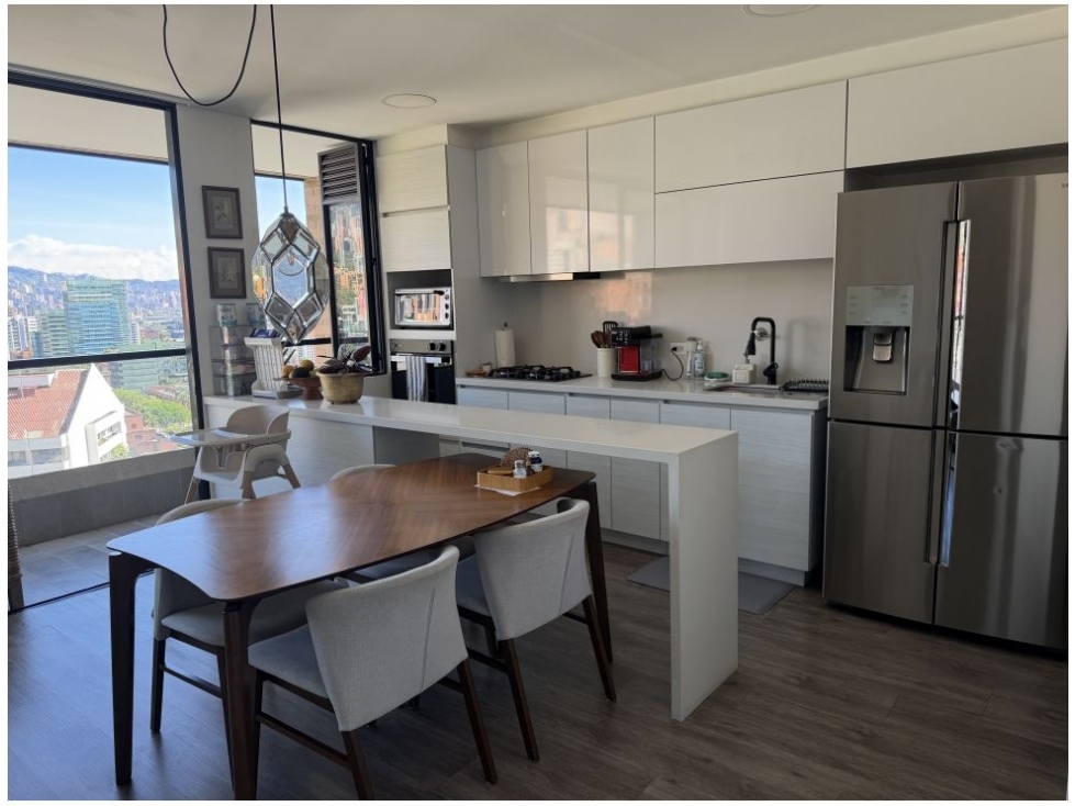 Apartamento en venta en Lalinde, Medellín · foto 4 de 24