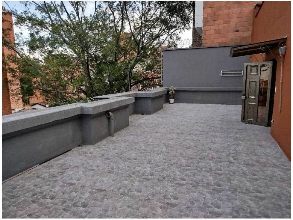 Apartamento en venta en Laureles, Medellín · foto 2 de 24