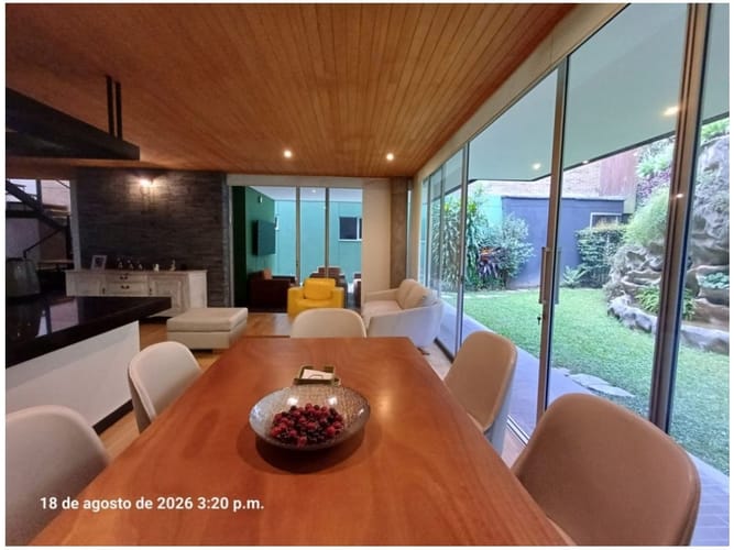 Casa de 5 alcobas en venta en Mesa, Envigado, 345 m² · foto 2 de 21