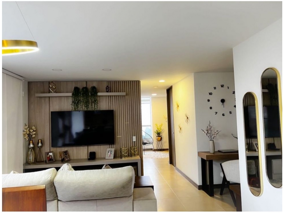 Apartamento en venta en Suramérica, La Estrella · foto 5 de 14