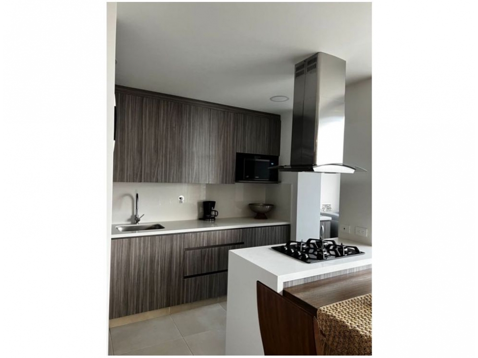 Apartamento en venta en Suramérica, La Estrella · foto 6 de 14