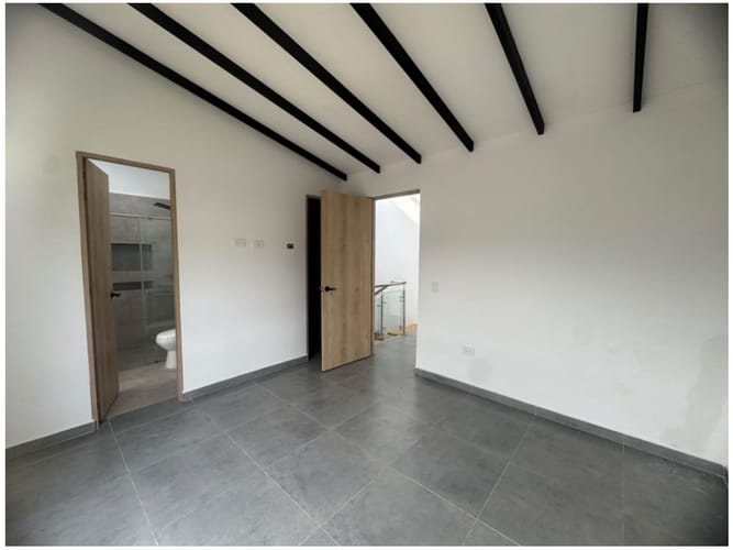 Casa de 3 alcobas en venta en El Tambo, La Ceja, 128 m² · foto 21 de 24