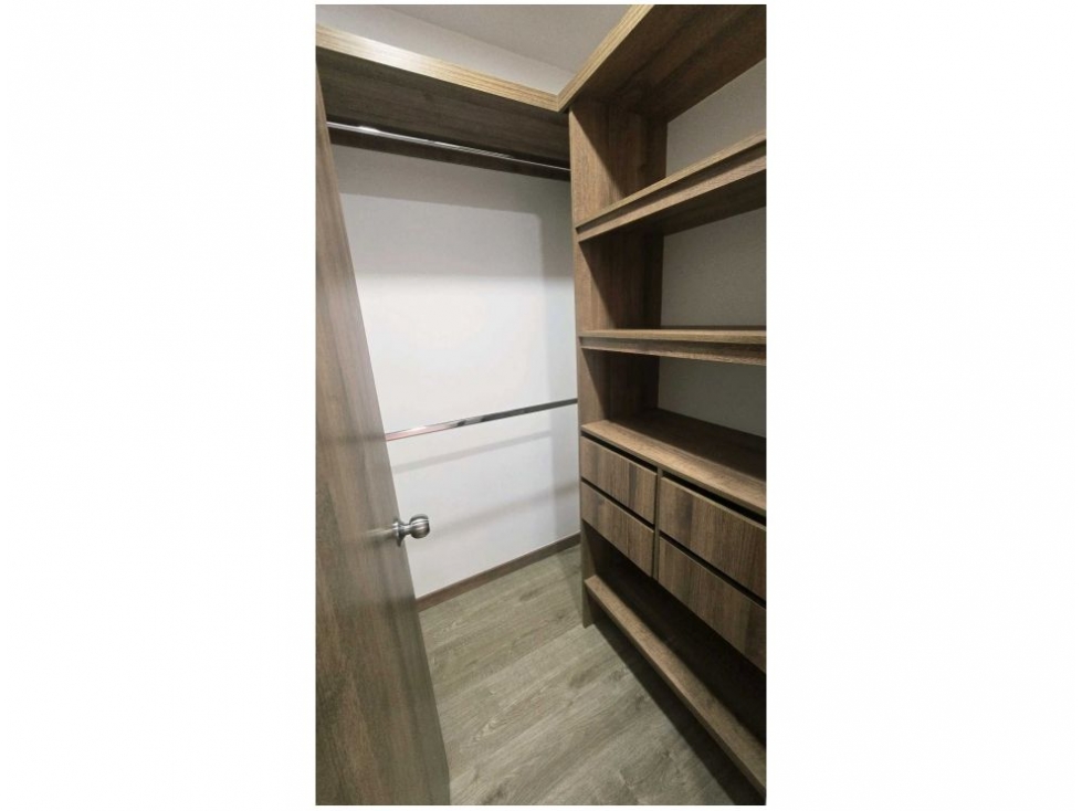 Apartamento en venta en Señorial, Envigado · foto 10 de 11