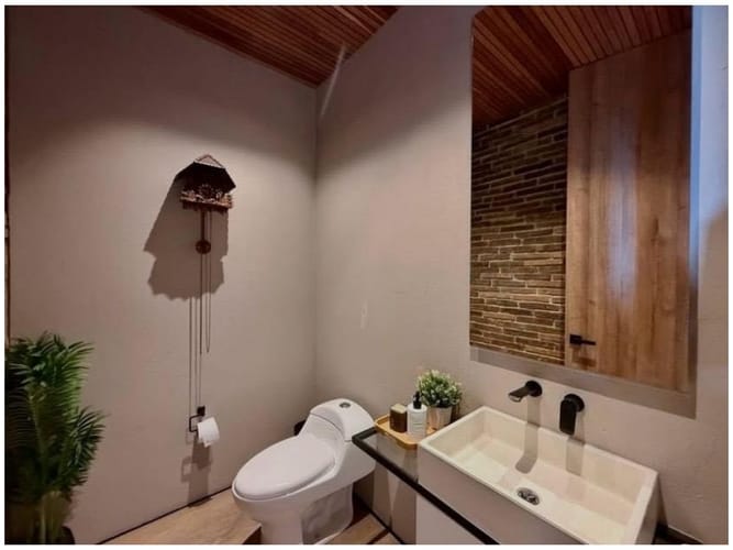 Casa de 4 alcobas en venta en Loma Del Chocho, Envigado, 270 m² · foto 8 de 8