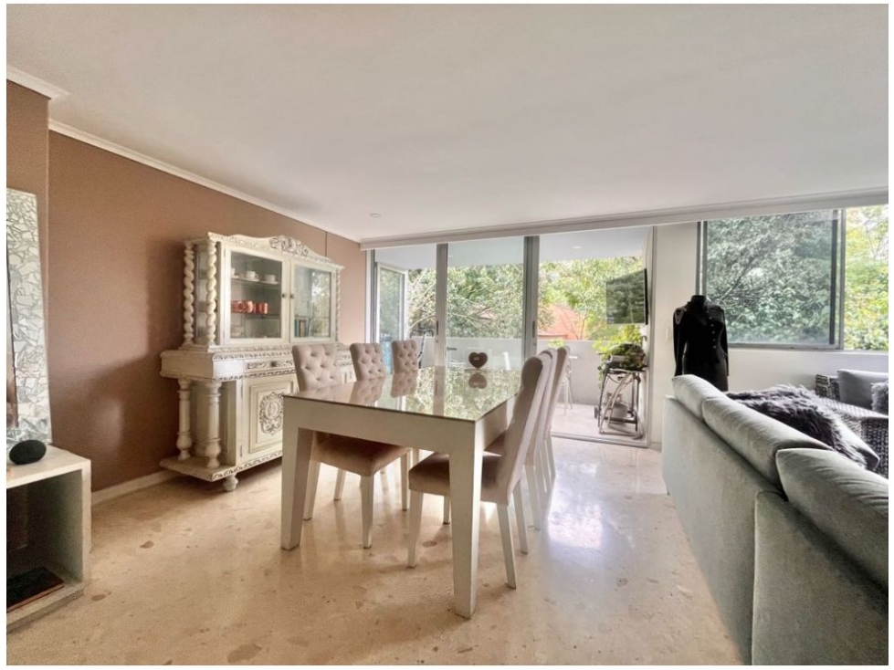 Apartamento en venta en Las Lomas No.1, Medellín · foto 4 de 24