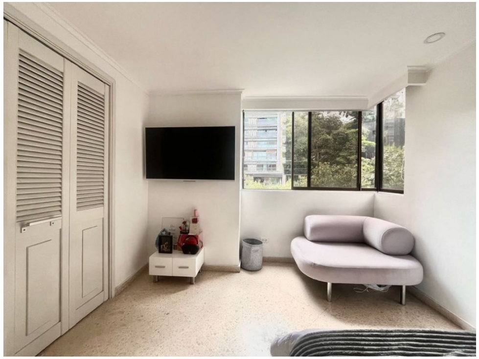 Apartamento en venta en Las Lomas No.1, Medellín · foto 15 de 24