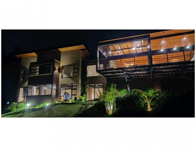 Casa de 5 alcobas en venta en Carrizales, Envigado · foto 2 de 24