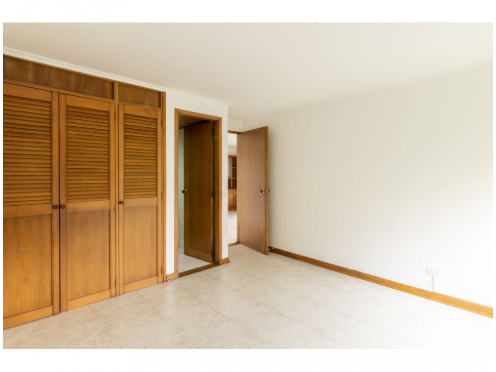 Apartamento en venta en Lalinde, Medellín · foto 18 de 24