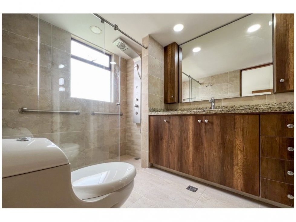 Apartamento en venta en Lalinde, Medellín · foto 21 de 24