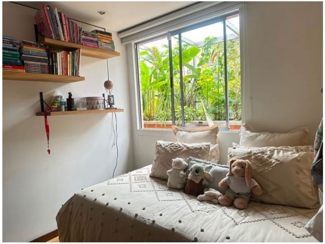 Casa de 2 alcobas en venta en Los Naranjos, Medellín, 105 m² · foto 16 de 17