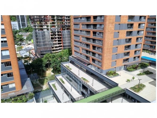 Apartamento de 3 alcobas en venta en El Tesoro, Medellín, 80 m² · foto 8 de 24