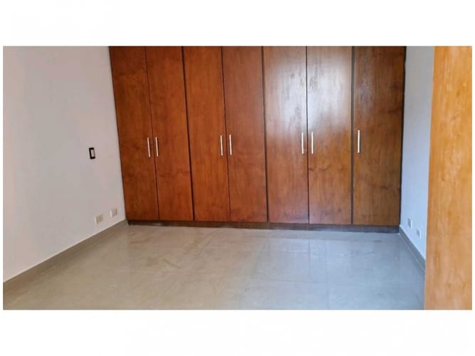 Apartamento de 3 alcobas en venta en El Tesoro, Medellín, 80 m² · foto 9 de 24