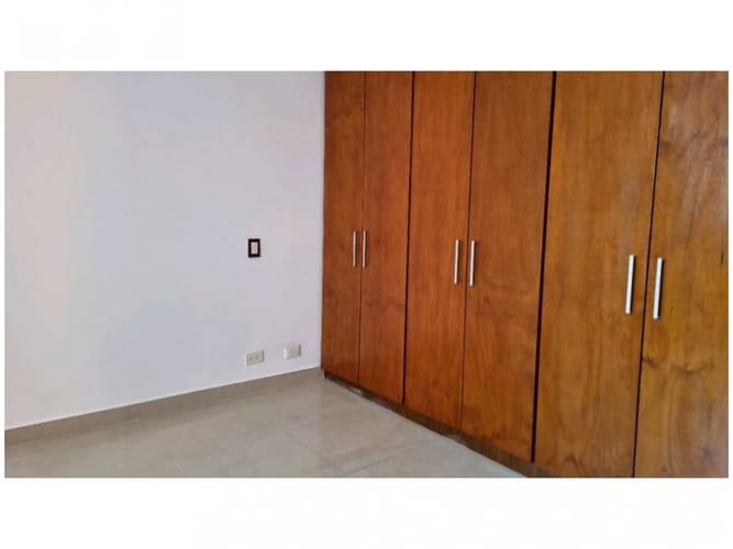 Apartamento de 3 alcobas en venta en El Tesoro, Medellín, 80 m² · foto 14 de 24