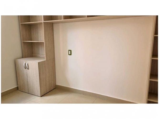 Apartamento de 3 alcobas en venta en El Tesoro, Medellín, 80 m² · foto 16 de 24
