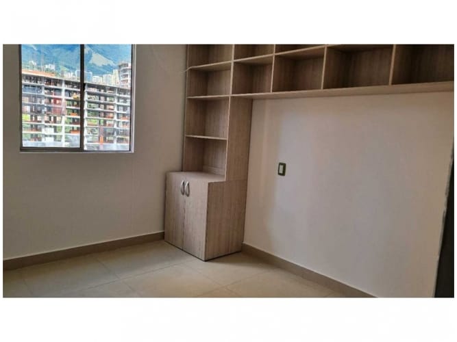 Apartamento de 3 alcobas en venta en El Tesoro, Medellín, 80 m² · foto 17 de 24