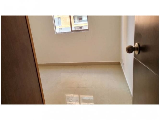 Apartamento de 3 alcobas en venta en El Tesoro, Medellín, 80 m² · foto 22 de 24