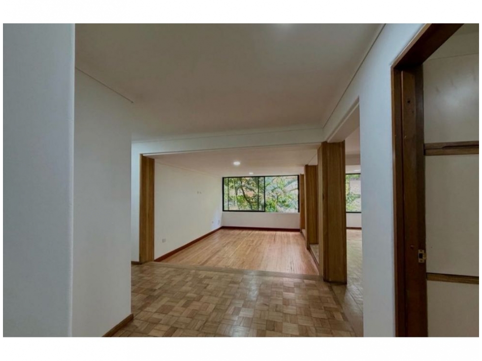 Apartamento en venta en Zona Centro, Envigado · foto 3 de 22