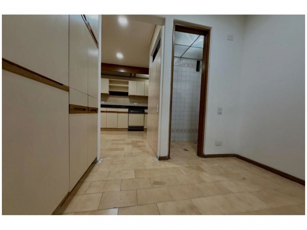 Apartamento en venta en Zona Centro, Envigado · foto 4 de 22