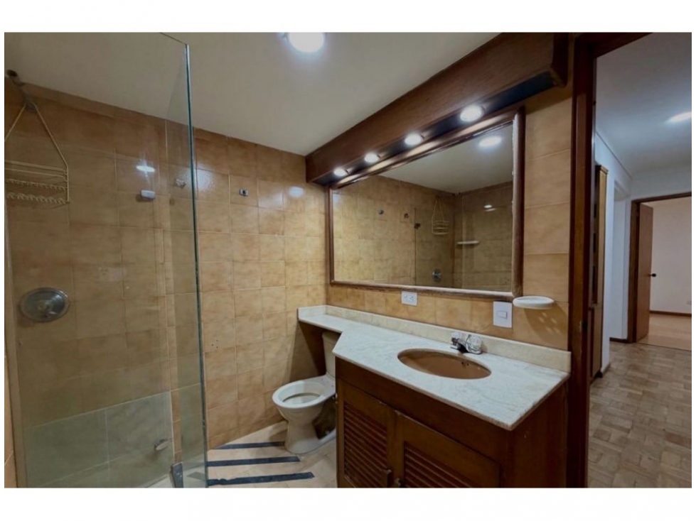 Apartamento en venta en Zona Centro, Envigado · foto 21 de 22