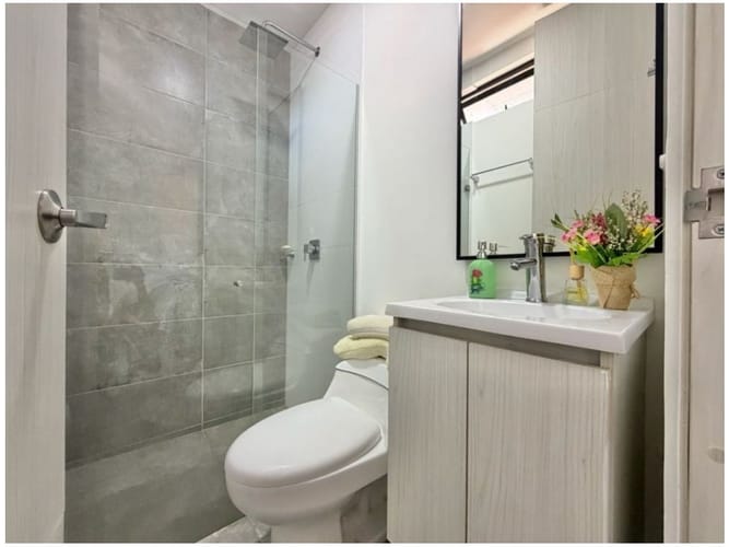 Apartamento de 3 alcobas en venta en Bolivariana, Medellín, 102 m² · foto 9 de 14