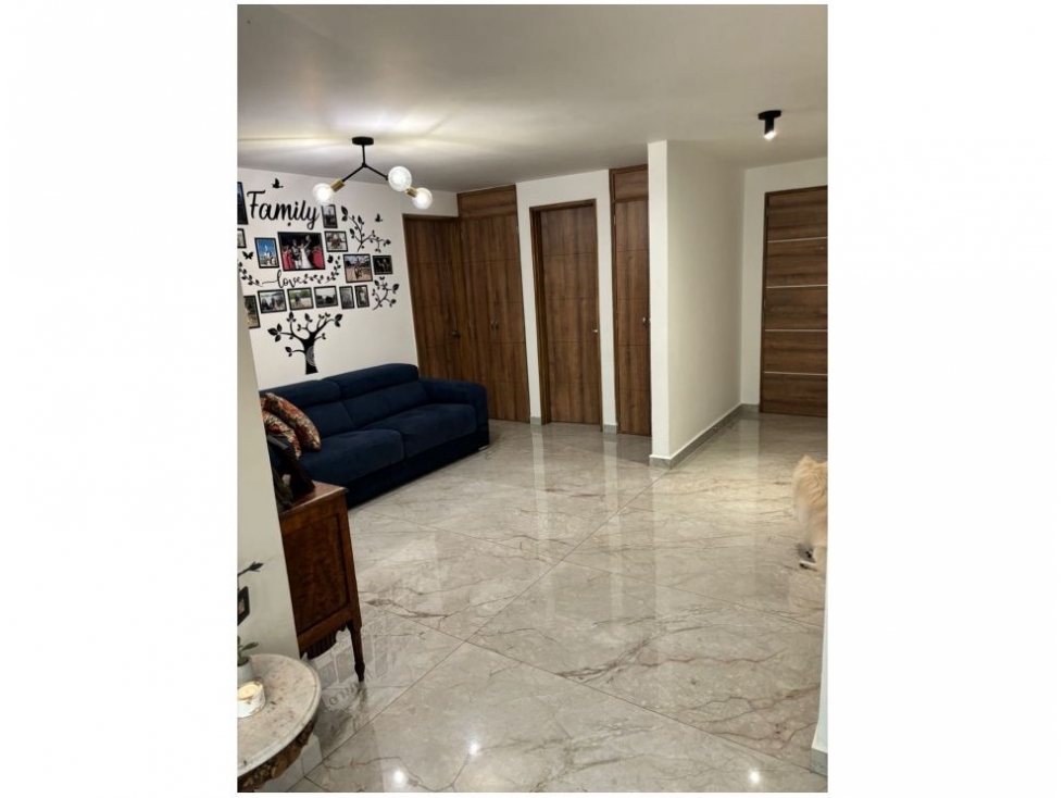 Apartamento en venta en Milla De Oro, Medellín · foto 2 de 14