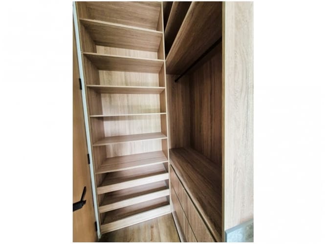 Apartamento de 2 alcobas en venta en El Diamante No. 2, Medellín, 178 m² · foto 13 de 18