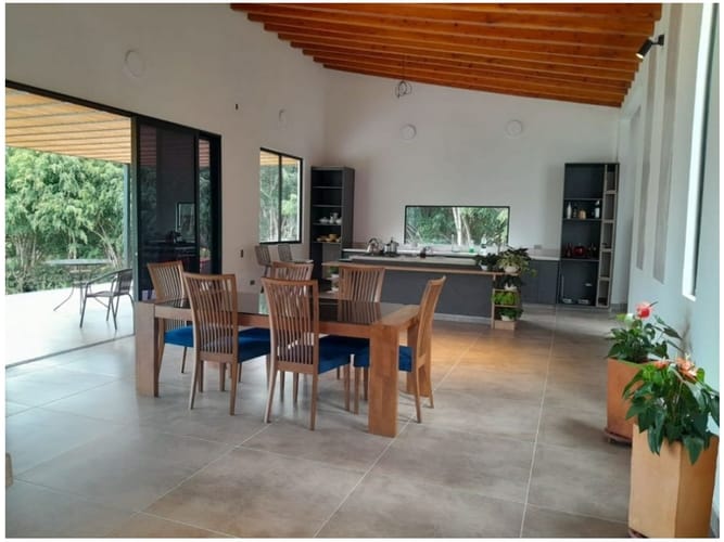 Casa de 4 alcobas en venta en San Gerardo, La Ceja, 300 m² · foto 17 de 24