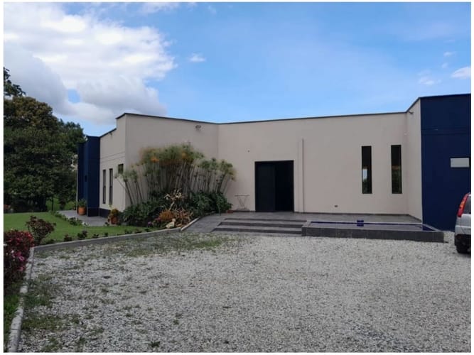 Casa de 4 alcobas en venta en San Gerardo, La Ceja, 300 m² · foto 23 de 24
