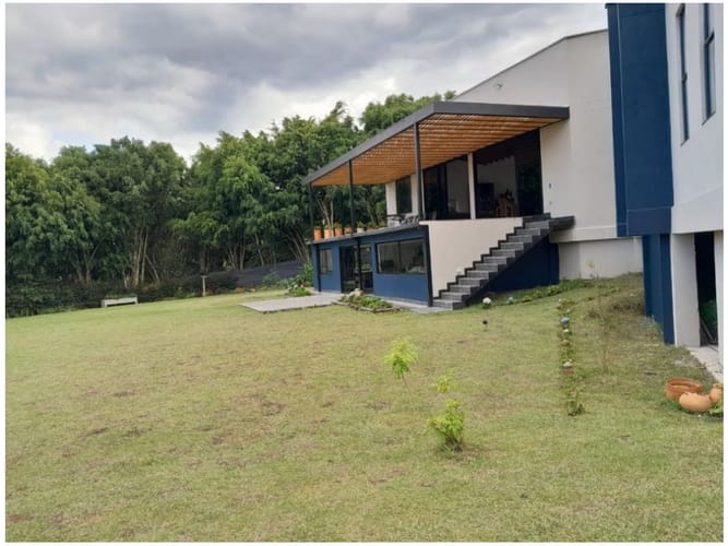 Casa de 4 alcobas en venta en San Gerardo, La Ceja, 300 m² · foto 24 de 24