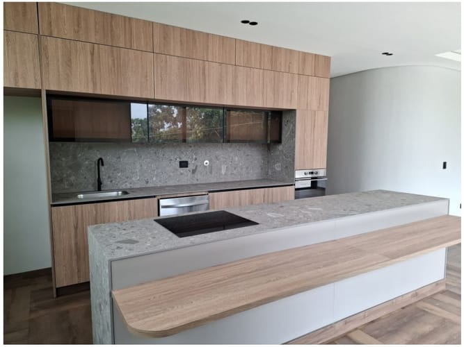 Apartamento de 2 alcobas en venta en El Diamante No. 2, Medellín, 178 m² · foto 2 de 24