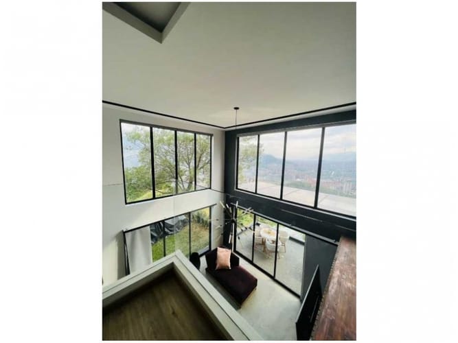 Casa de 5 alcobas en venta en Bellavista, Bello, 390 m² · foto 12 de 24