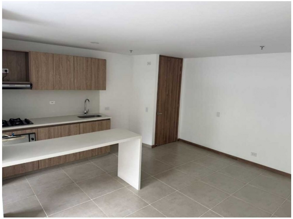 Apartamento en venta en Zona Centro, Envigado · foto 2 de 17